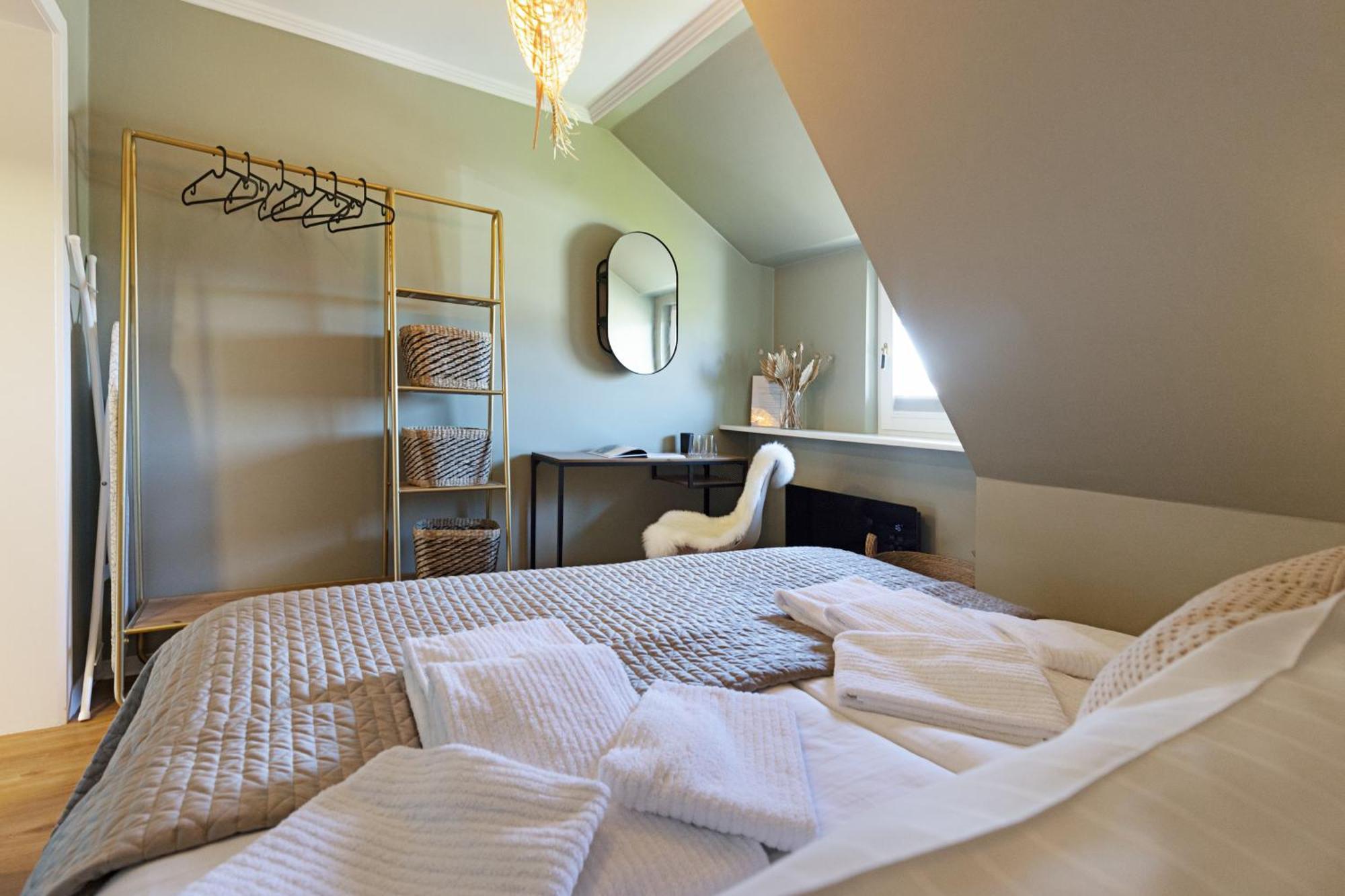 Hideaway Apartment *